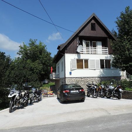 Guesthouse Nikola Plitvička Jezera Buitenkant foto