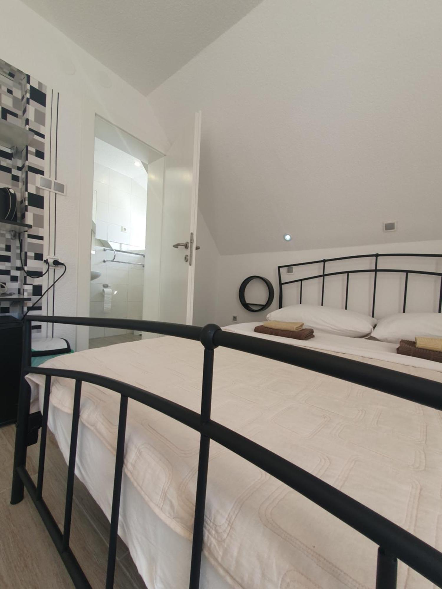 Guesthouse Nikola Plitvička Jezera Kamer foto