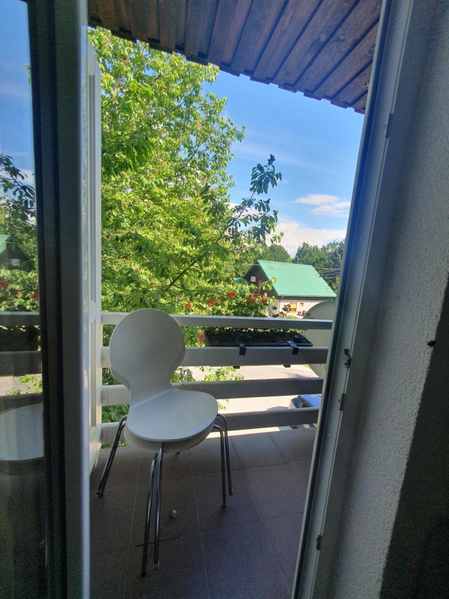 Guesthouse Nikola Plitvička Jezera Kamer foto